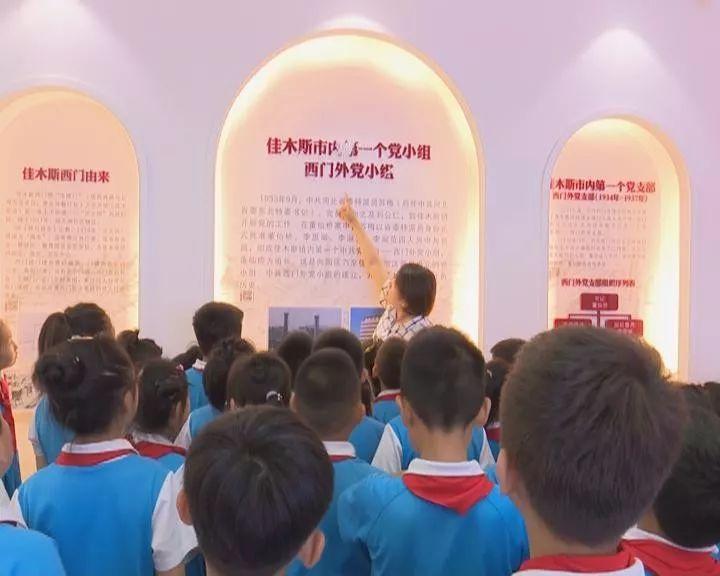 土木堡之变后，于谦力挽狂澜拯救了大明，为什么人生结局却被处死了？游戏画面